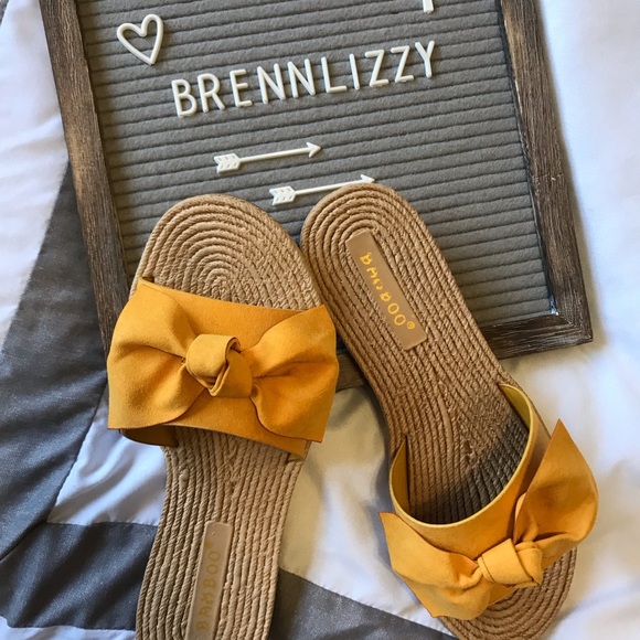 Mustard Yellow Sandals With A Flat Bow Flats NEW - Picture 6 of 7